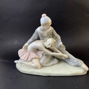 Like New vintage Paul Sebastian stature